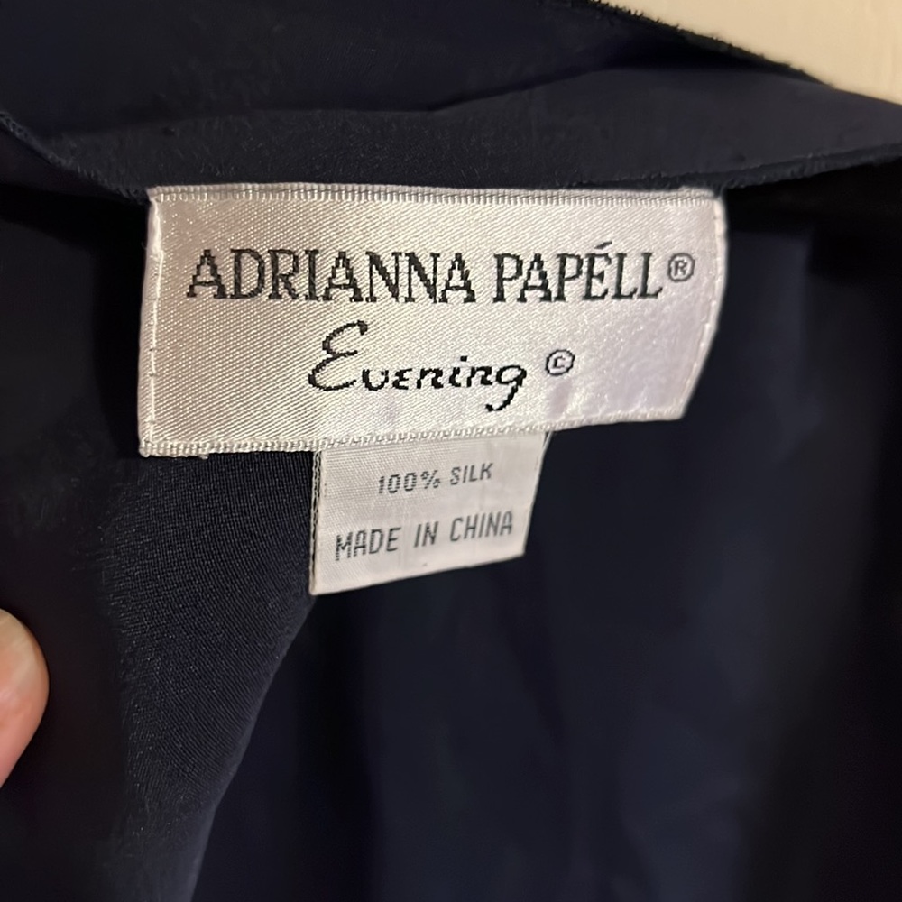 Adrianna Papell Black Scarf - Picture 2 of 2